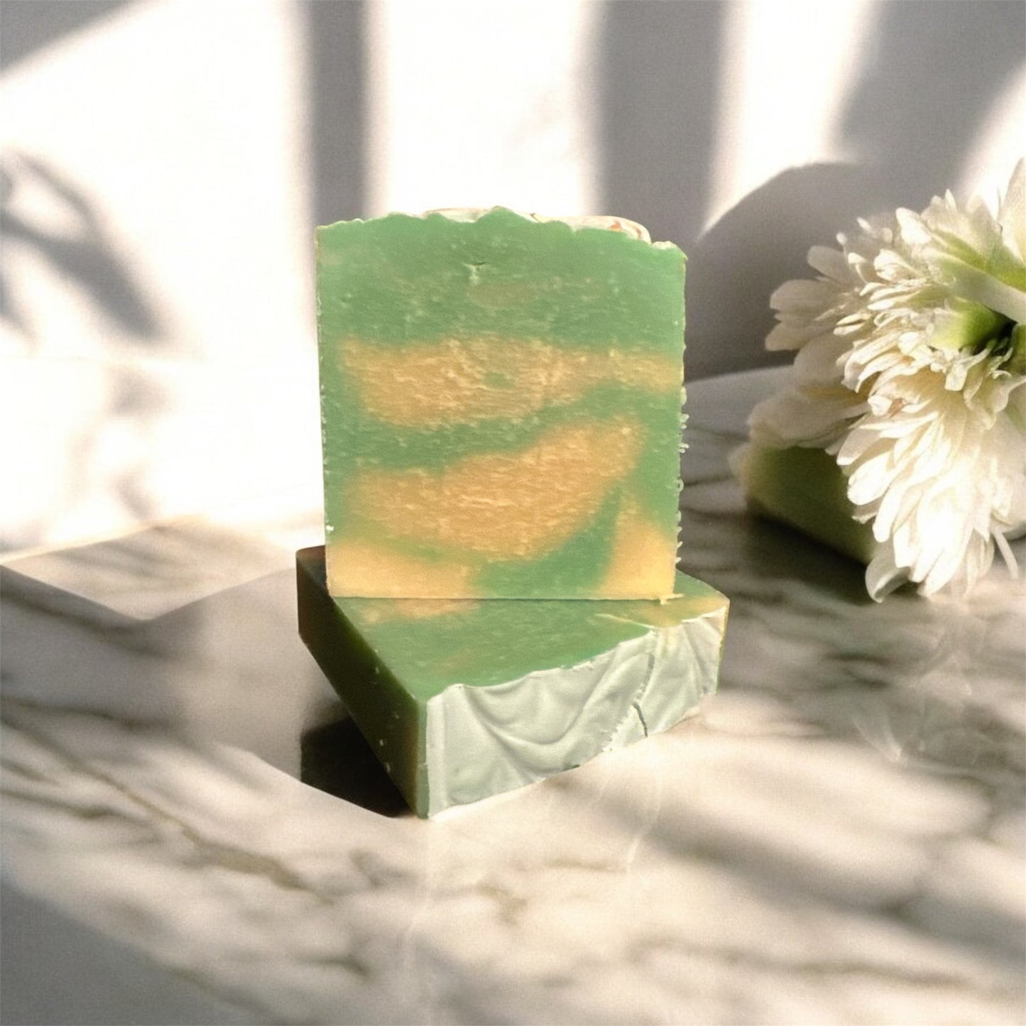 White Lily & Aloe Soap